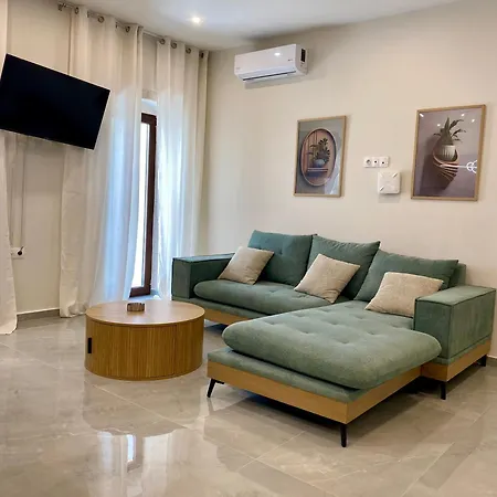 Eria's Luxury Holiday home *
